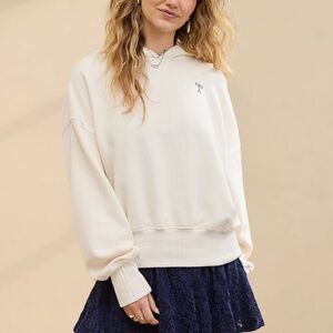 AERIE CREAM BOW HOODIE SWEATSHIRT MEDIUM